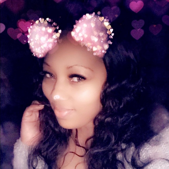 Meet your Posher, Sheila - Picture 1 of 1